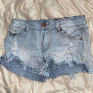 Women’s Mid-Rise Jean Shorts